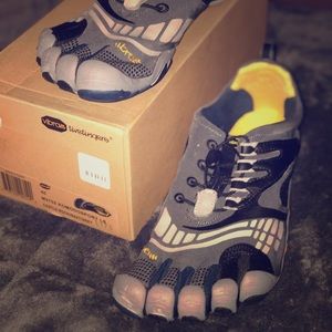 Vibram shoes